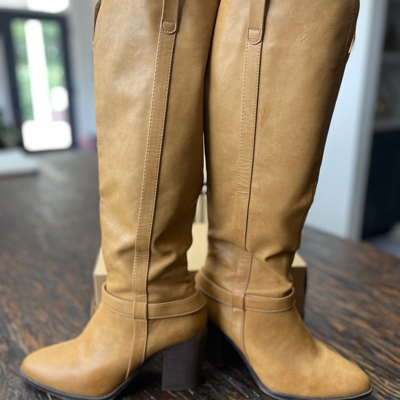 Women's Tan Knee-High Boots - Picture 2 of 7